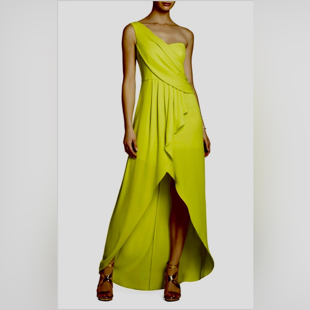 BCBGMAXAZRIA Women’s Kail One-Shoulder Drape Evening Gown